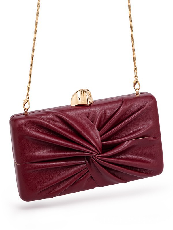 Evening Party Clutch Bag in Off White — detail close-up