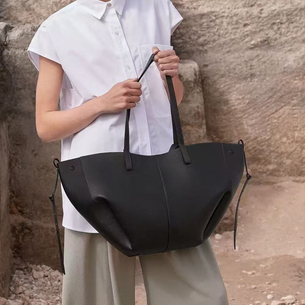 POLENE-Style Wing Tote Bag in Black — styling photo