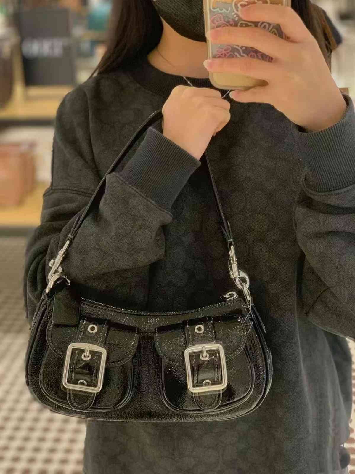 Underarm Baguette Crossbody Bag in Classic — packaging