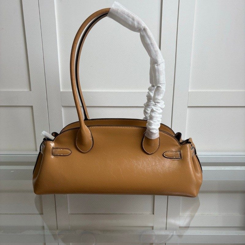 Underarm Baguette Tote Bag - Vintage Edition in Classic — interior view