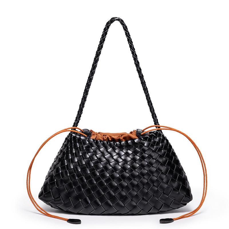 Crossbody bags collection